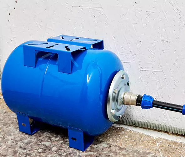 Expert Plumber for Well Pressure Tank Replacement in South Lyon, MI: Schedule Affordable Tank Replacement Services with Us